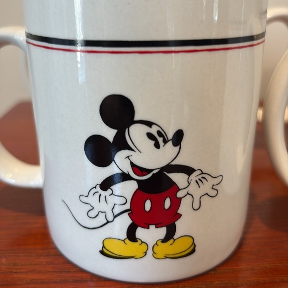 Mickey Mouse 4 Piece Coffee Cup Set - Picture 6 of 10